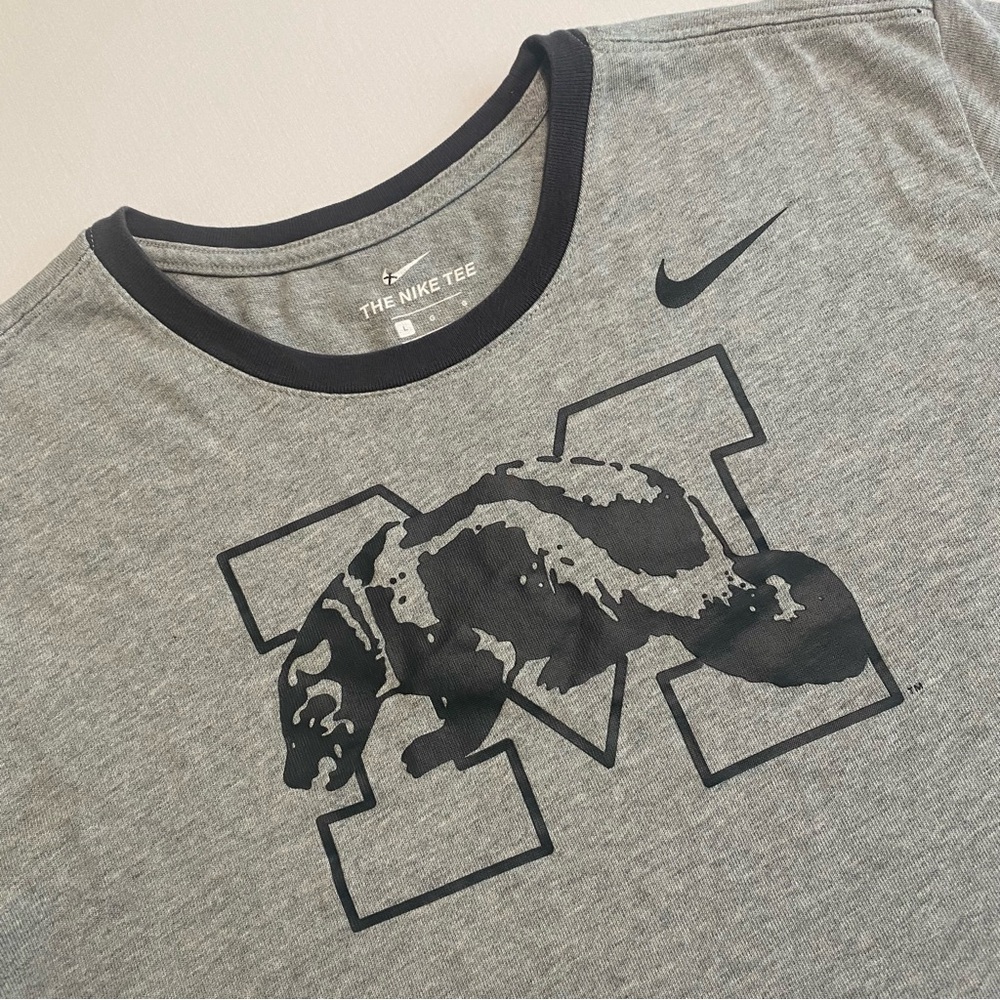 Nike Michigan Wolverines Ringer T-Shirt Men L SLIM Mascot Retro College Football